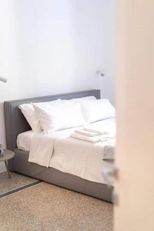 Superior Apartment La Spezia - 5 Terre 0*,